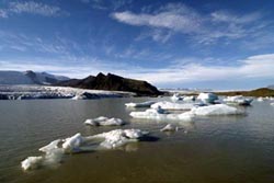 Nordeuropa, Island: Groe Expedition - Im Osten Islands: Gletscherlagune mit Eisschollen